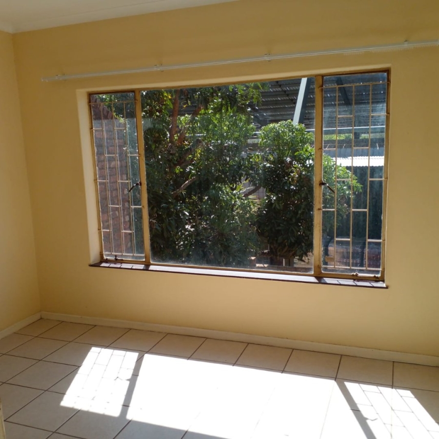 To Let 2 Bedroom Property for Rent in The Reeds Ext 10 Gauteng