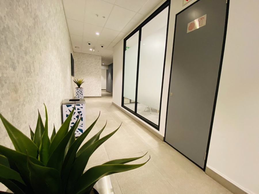 To Let commercial Property for Rent in Vorna Valley Gauteng