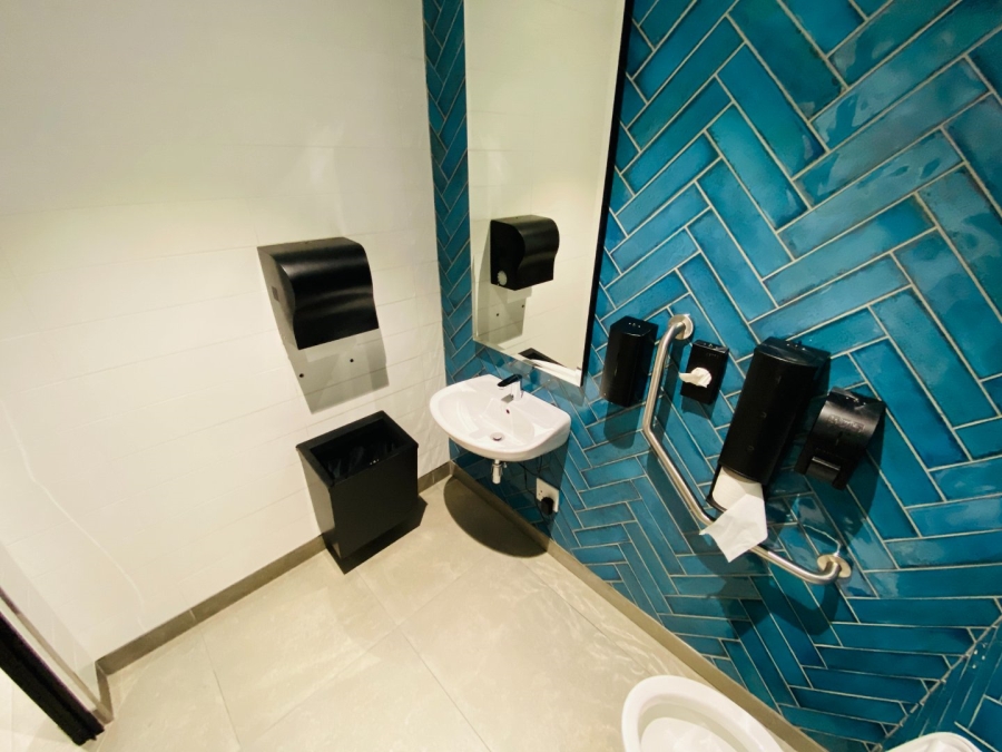 To Let commercial Property for Rent in Vorna Valley Gauteng