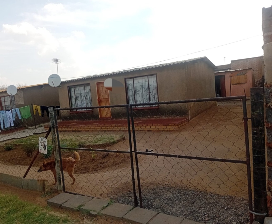 2 Bedroom Property for Sale in Tsakane Gauteng