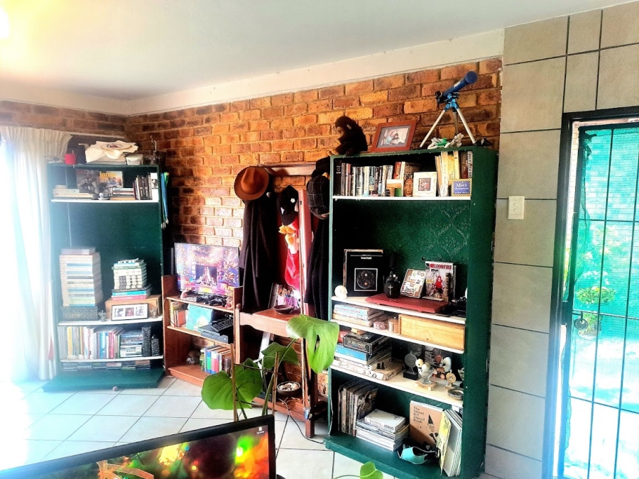 To Let 2 Bedroom Property for Rent in Brackendowns Gauteng