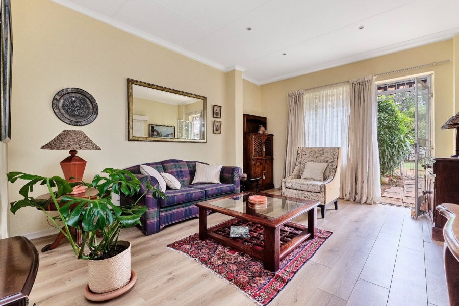 To Let 1 Bedroom Property for Rent in Linden Gauteng