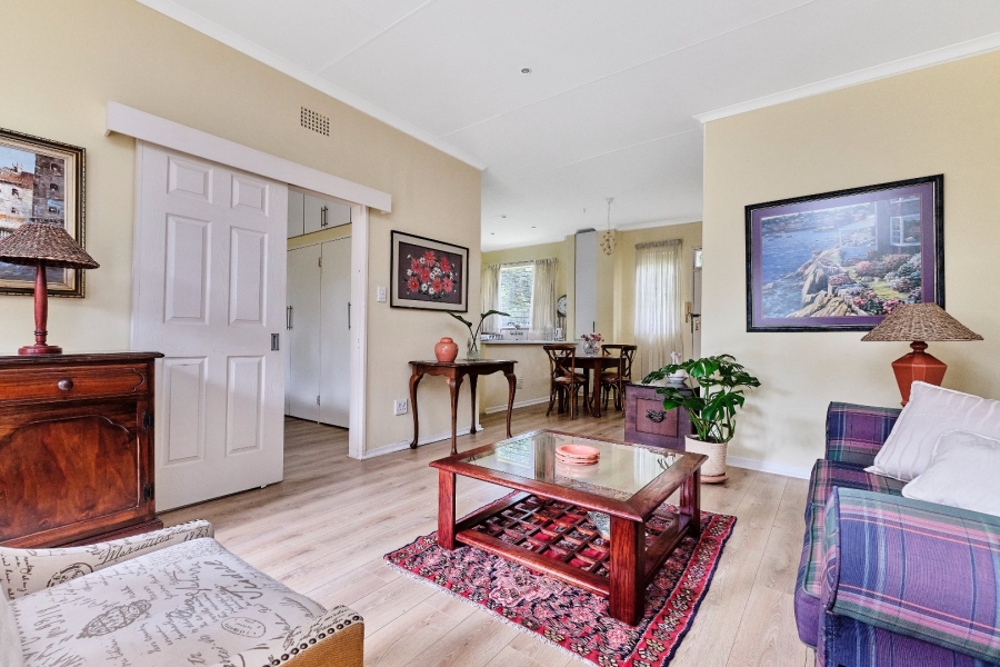 To Let 1 Bedroom Property for Rent in Linden Gauteng