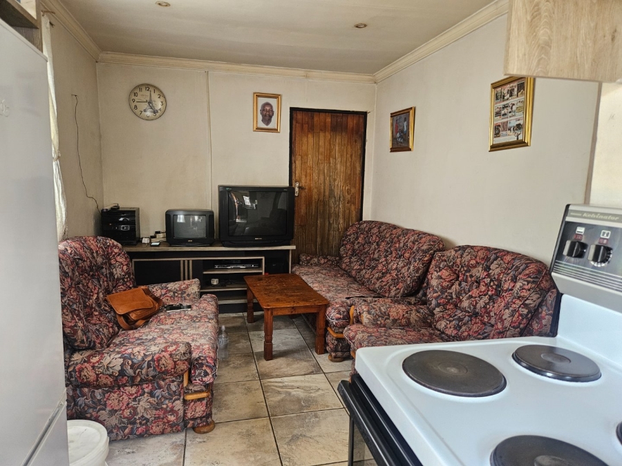 2 Bedroom Property for Sale in Daveyton Gauteng