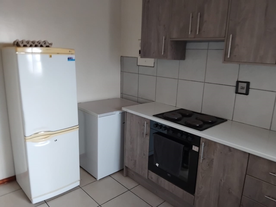To Let 2 Bedroom Property for Rent in Germiston South Gauteng