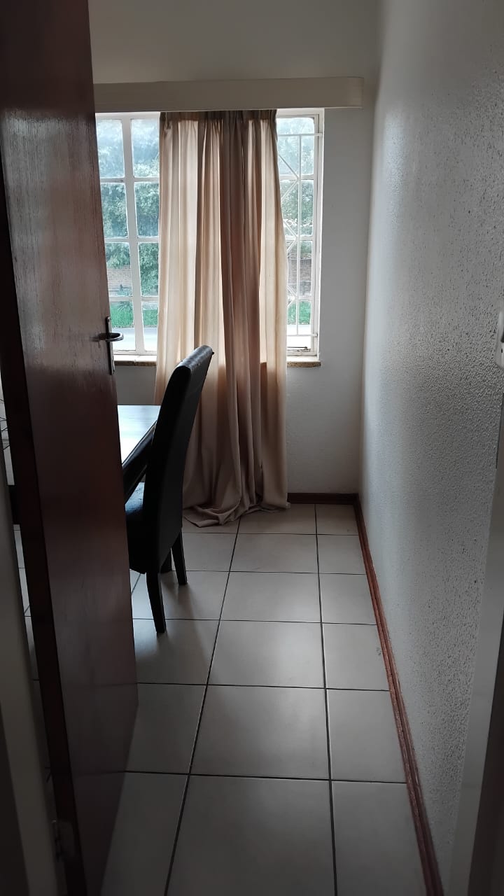 To Let 2 Bedroom Property for Rent in Germiston South Gauteng
