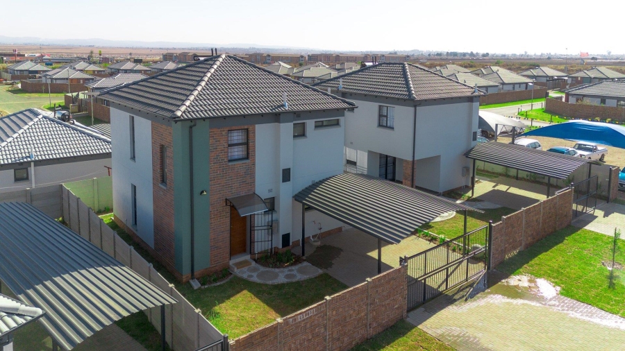 4 Bedroom Property for Sale in Sky City Gauteng