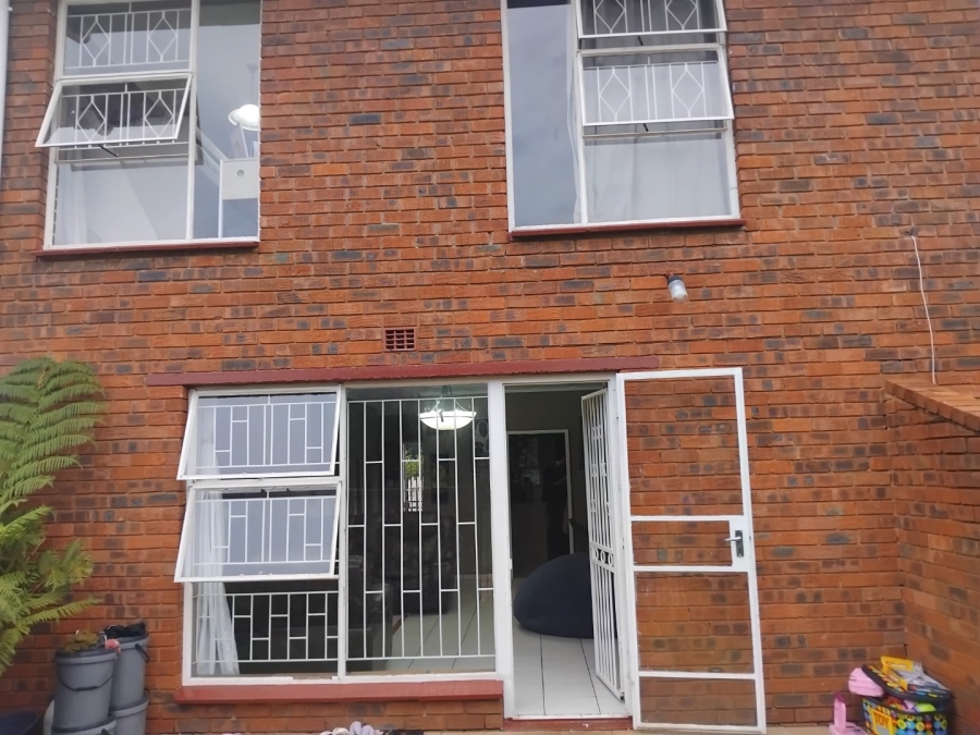 3 Bedroom Property for Sale in Primrose Gauteng
