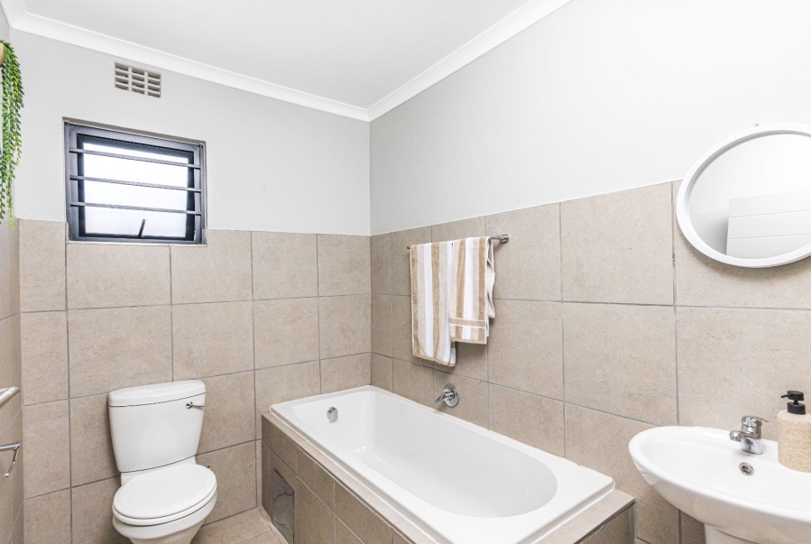 3 Bedroom Property for Sale in Sky City Gauteng