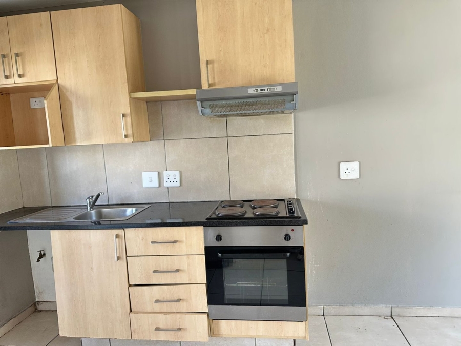 To Let 2 Bedroom Property for Rent in The Stewards Gauteng