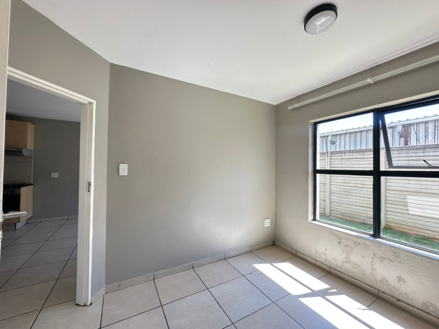 To Let 2 Bedroom Property for Rent in The Stewards Gauteng