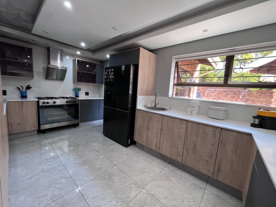 5 Bedroom Property for Sale in Meyersdal Gauteng