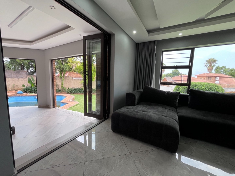 5 Bedroom Property for Sale in Meyersdal Gauteng