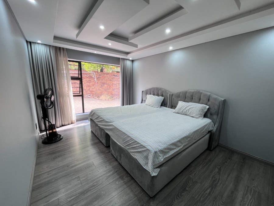 5 Bedroom Property for Sale in Meyersdal Gauteng