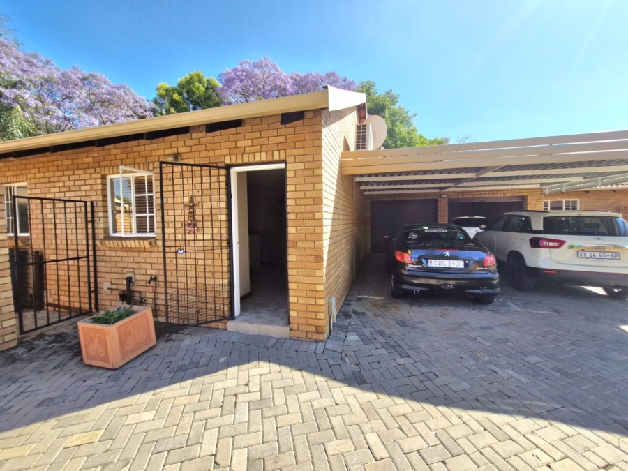 3 Bedroom Property for Sale in Sinoville Gauteng