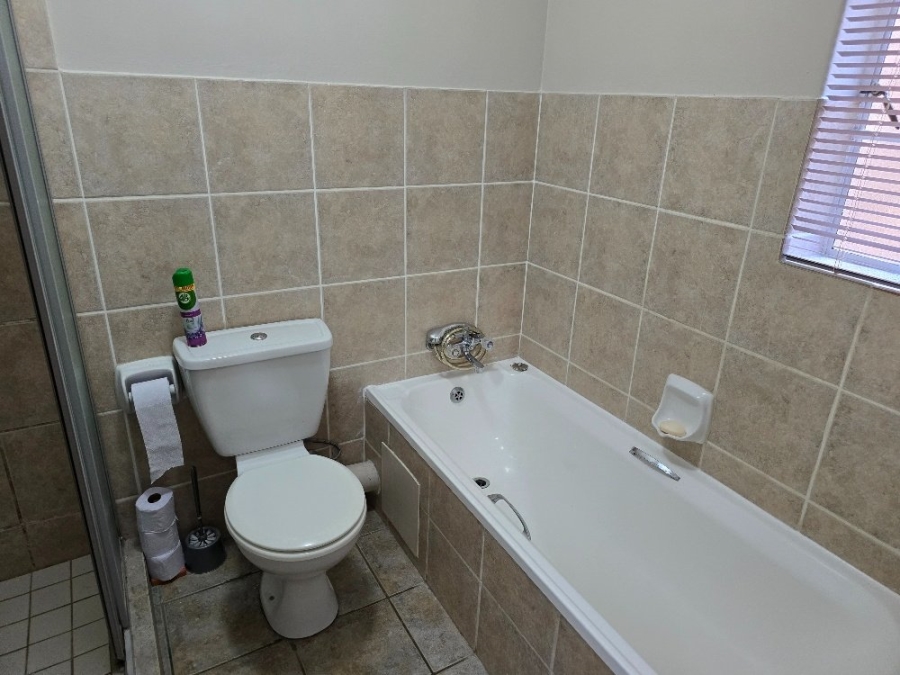 3 Bedroom Property for Sale in Sinoville Gauteng