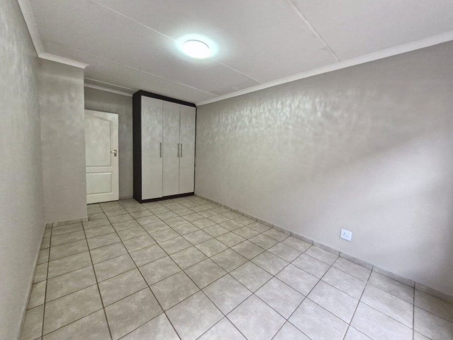 To Let 2 Bedroom Property for Rent in Rynfield A H Gauteng