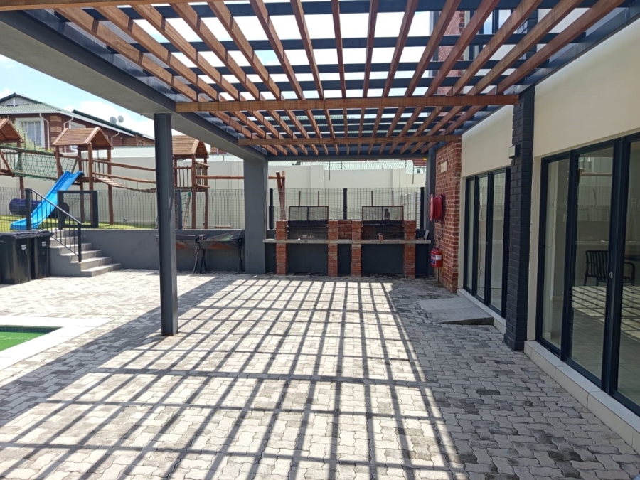 2 Bedroom Property for Sale in Halfway Gardens Gauteng