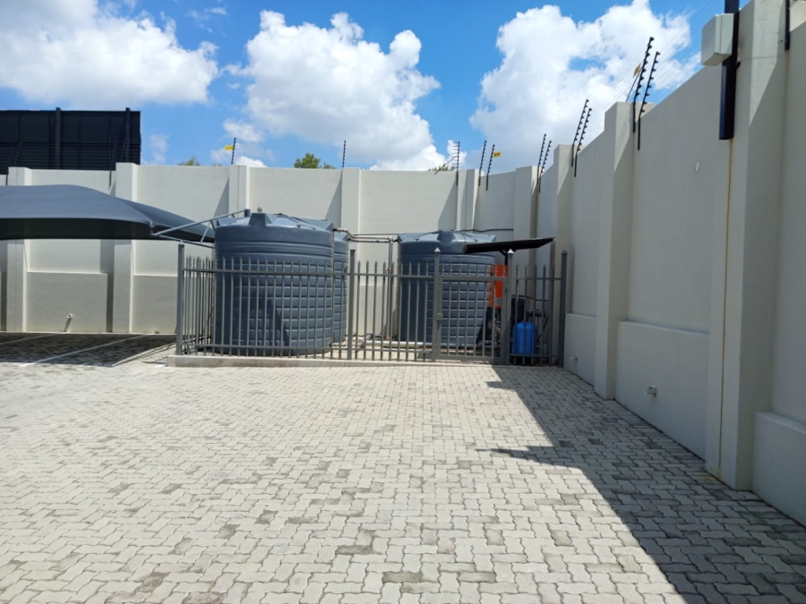 2 Bedroom Property for Sale in Halfway Gardens Gauteng