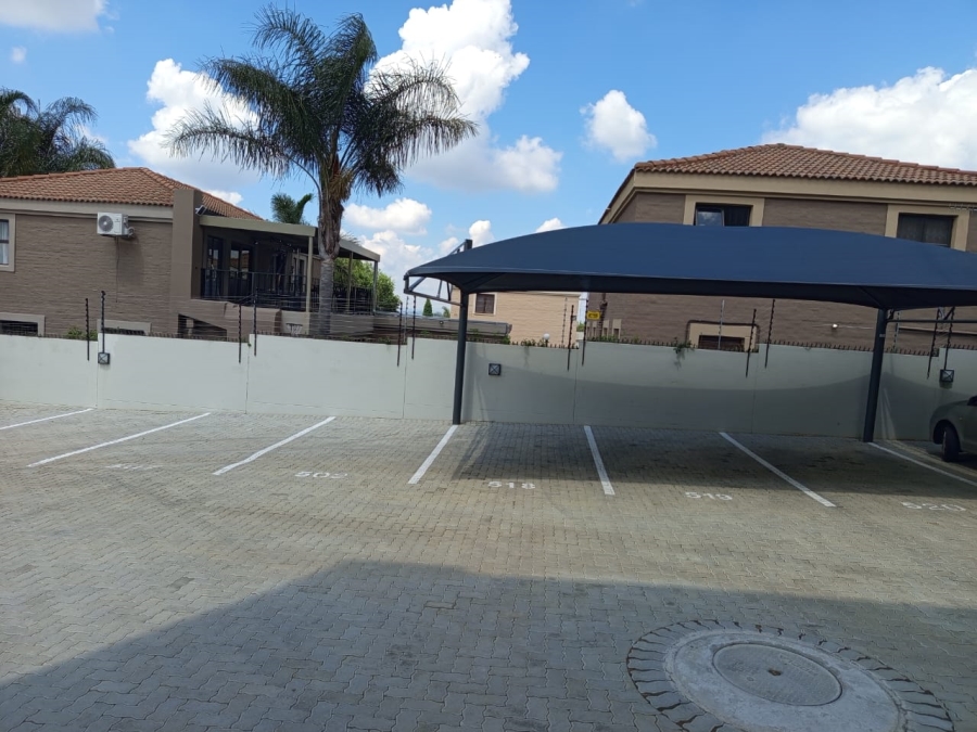 2 Bedroom Property for Sale in Halfway Gardens Gauteng