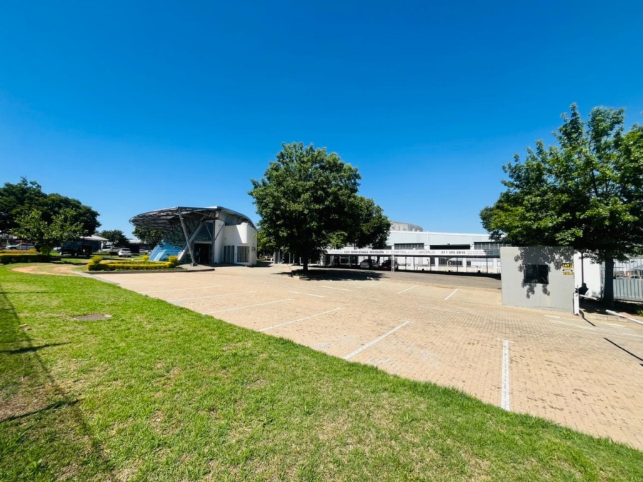 To Let commercial Property for Rent in Randjespark Gauteng