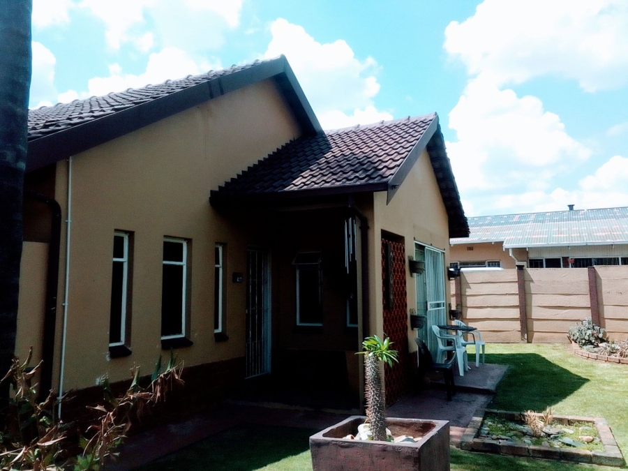 4 Bedroom Property for Sale in Daspoort Estate Gauteng