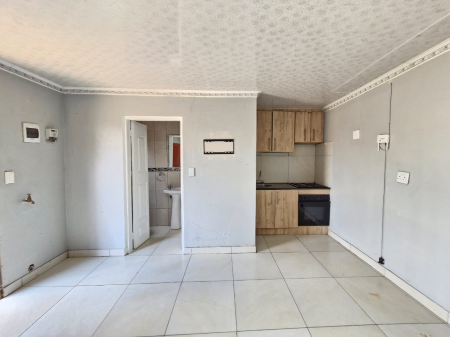 To Let 1 Bedroom Property for Rent in Daveyton Gauteng