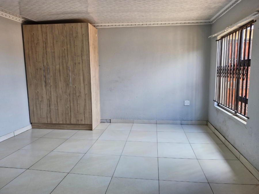 To Let 1 Bedroom Property for Rent in Daveyton Gauteng