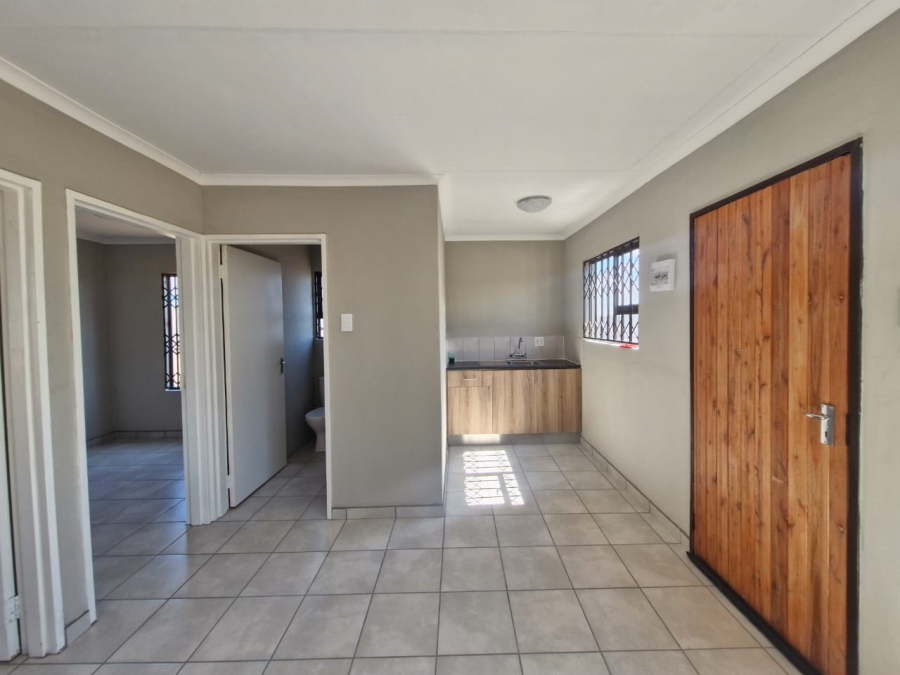 To Let 2 Bedroom Property for Rent in Palm Ridge Gauteng