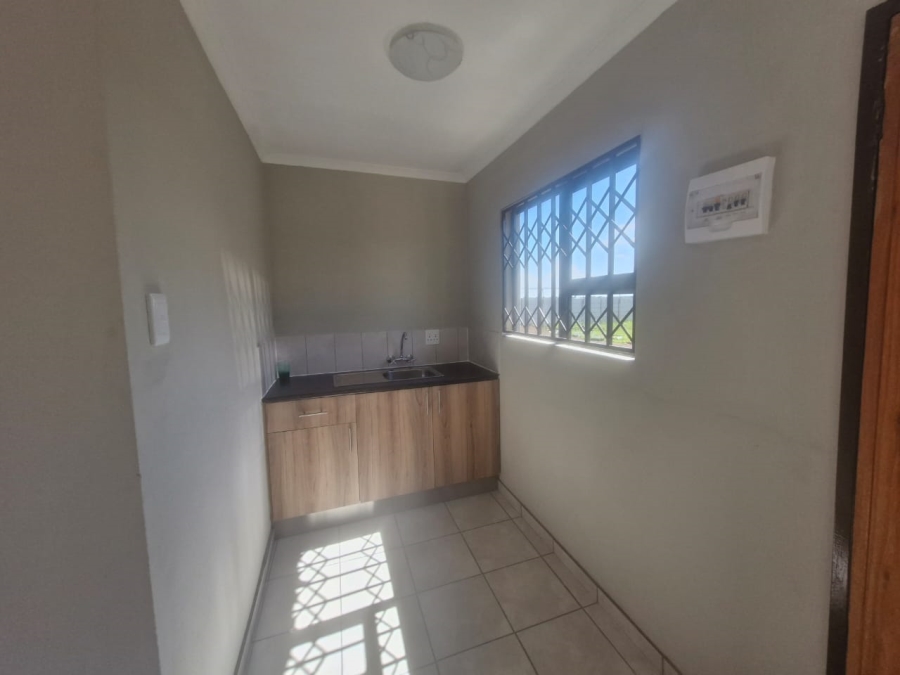 To Let 2 Bedroom Property for Rent in Palm Ridge Gauteng