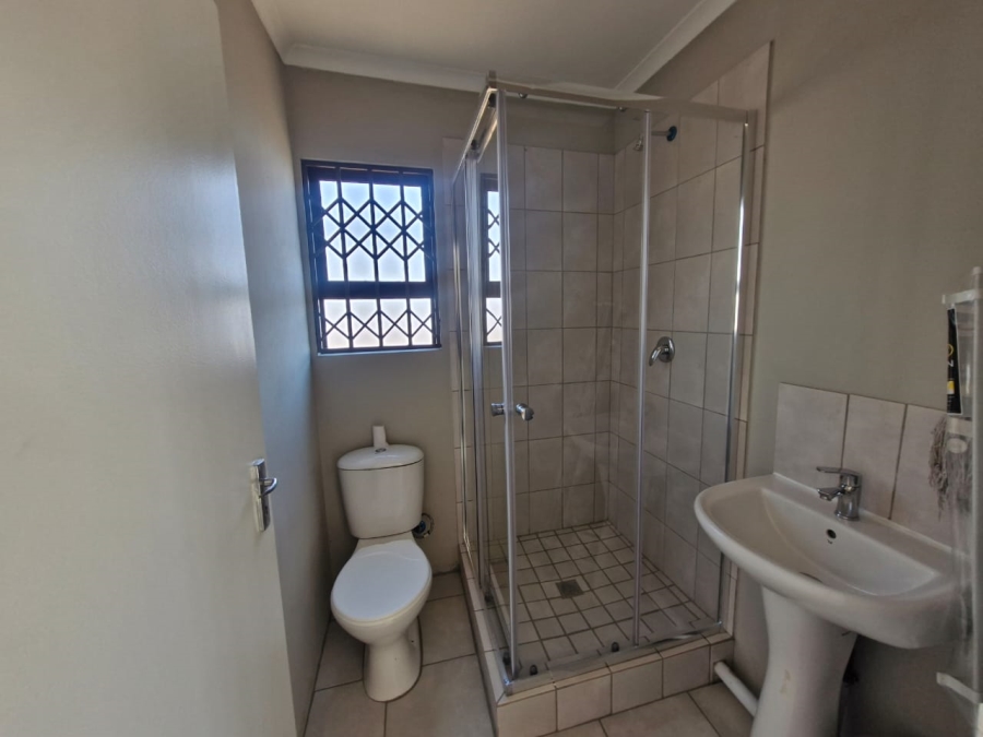 To Let 2 Bedroom Property for Rent in Palm Ridge Gauteng
