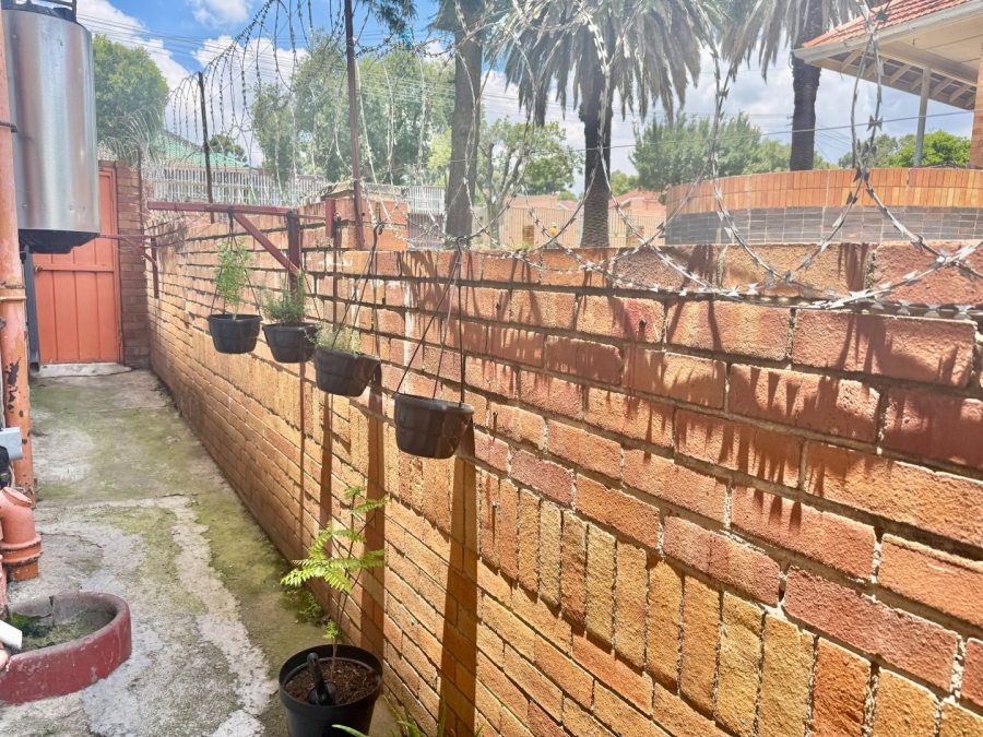 2 Bedroom Property for Sale in West Turffontein Gauteng