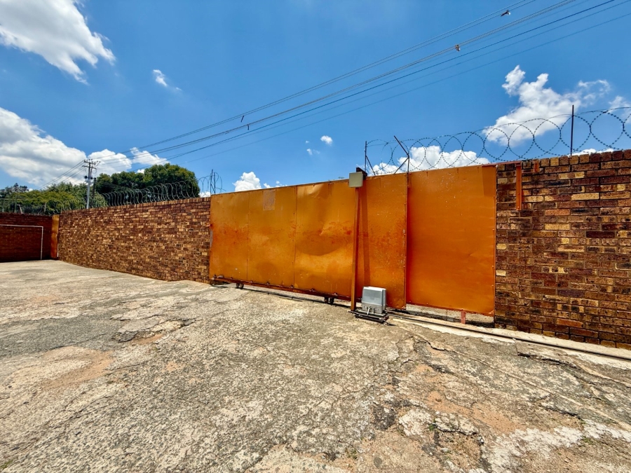 2 Bedroom Property for Sale in West Turffontein Gauteng