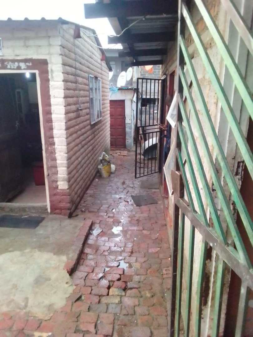 5 Bedroom Property for Sale in Olievenhoutbosch Gauteng