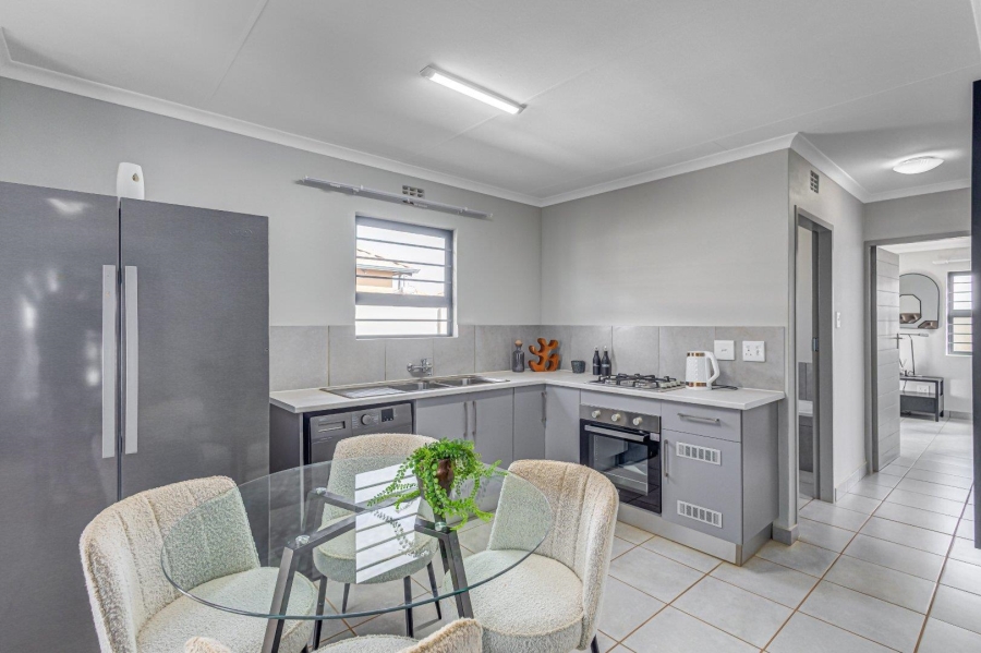 3 Bedroom Property for Sale in Protea Glen Gauteng