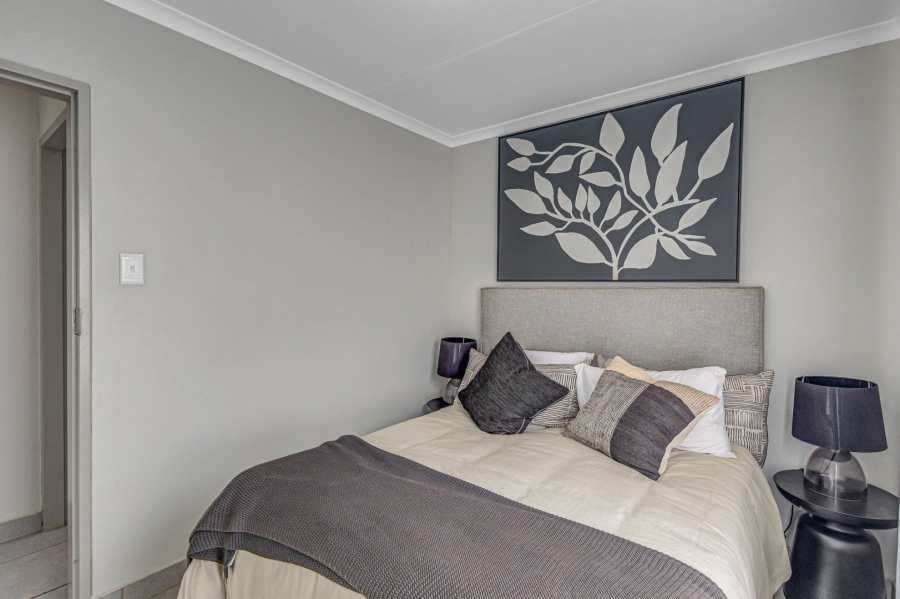 3 Bedroom Property for Sale in Protea Glen Gauteng