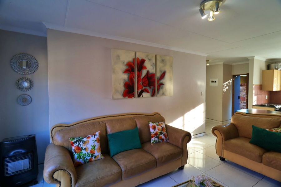 4 Bedroom Property for Sale in Equestria Gauteng