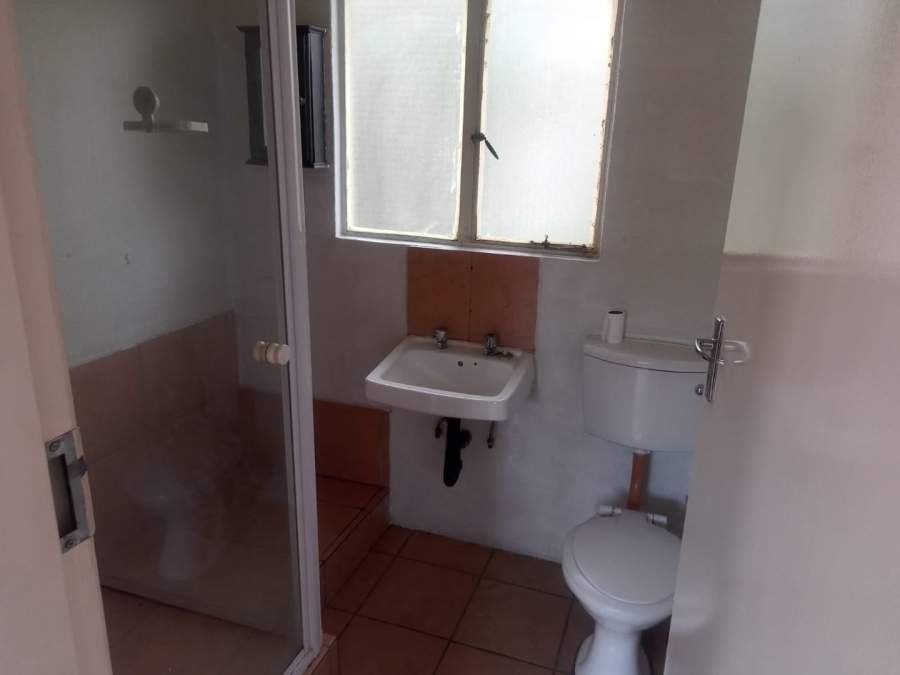 To Let 1 Bedroom Property for Rent in Eden Glen Gauteng