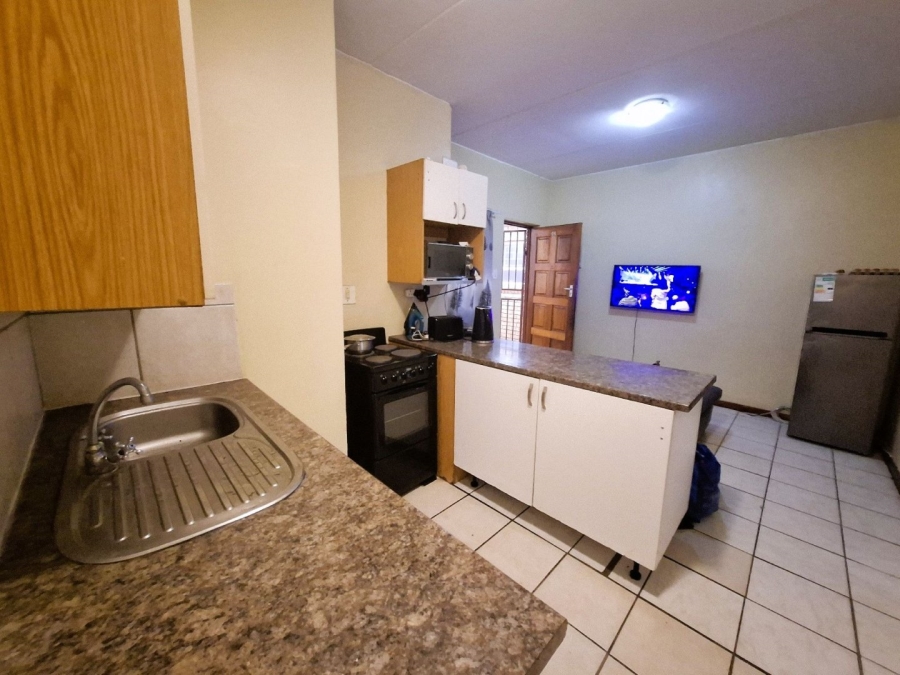 To Let 2 Bedroom Property for Rent in Hillcrest Gauteng