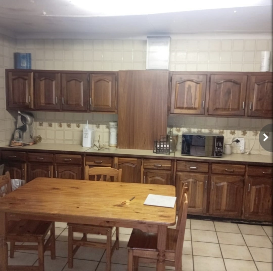 5 Bedroom Property for Sale in President Park Gauteng