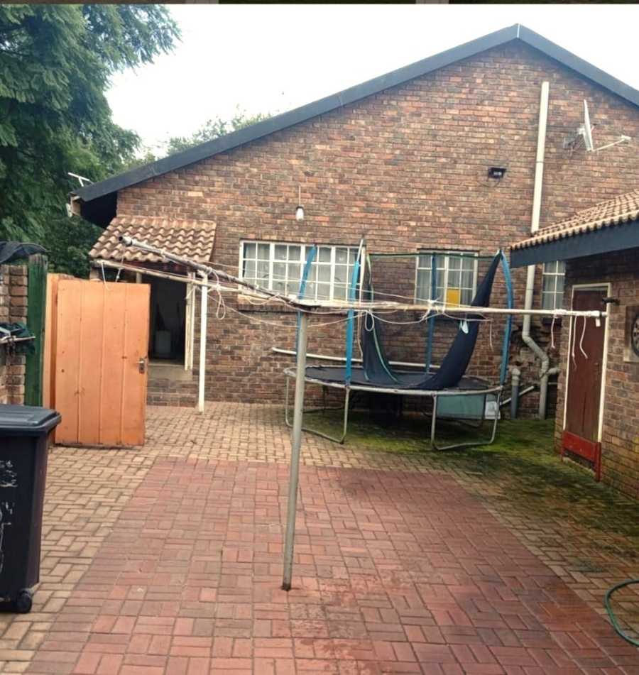 Commercial Property for Sale in President Park Gauteng