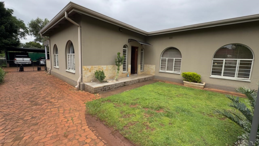 3 Bedroom Property for Sale in Clubview West Gauteng