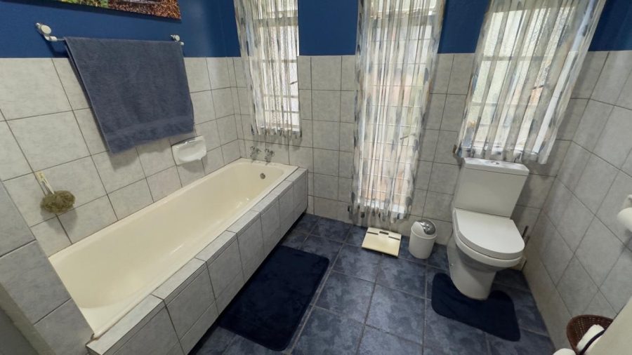3 Bedroom Property for Sale in Clubview West Gauteng