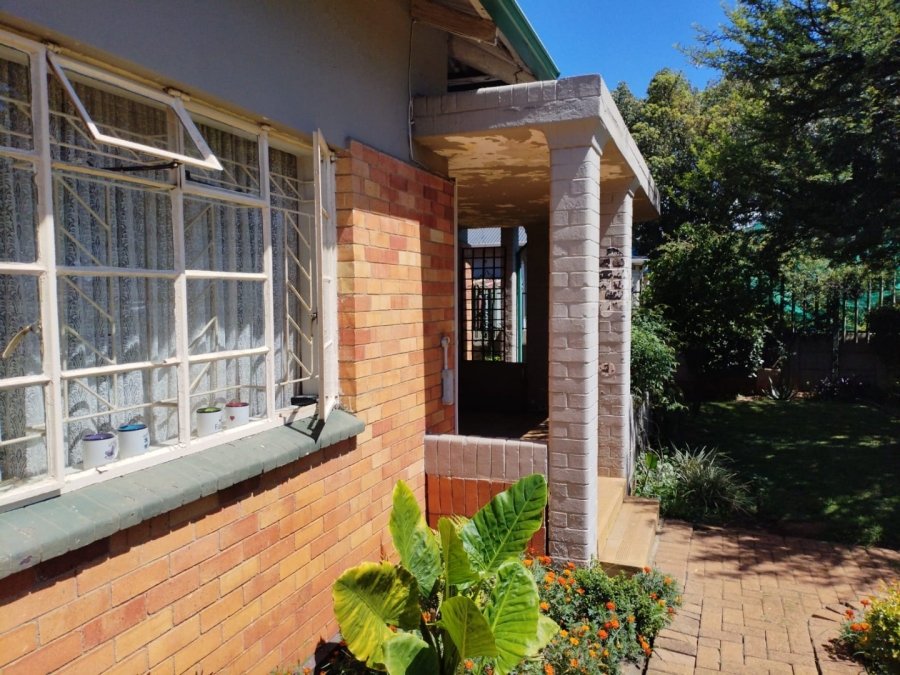 3 Bedroom Property for Sale in Selection Park Gauteng