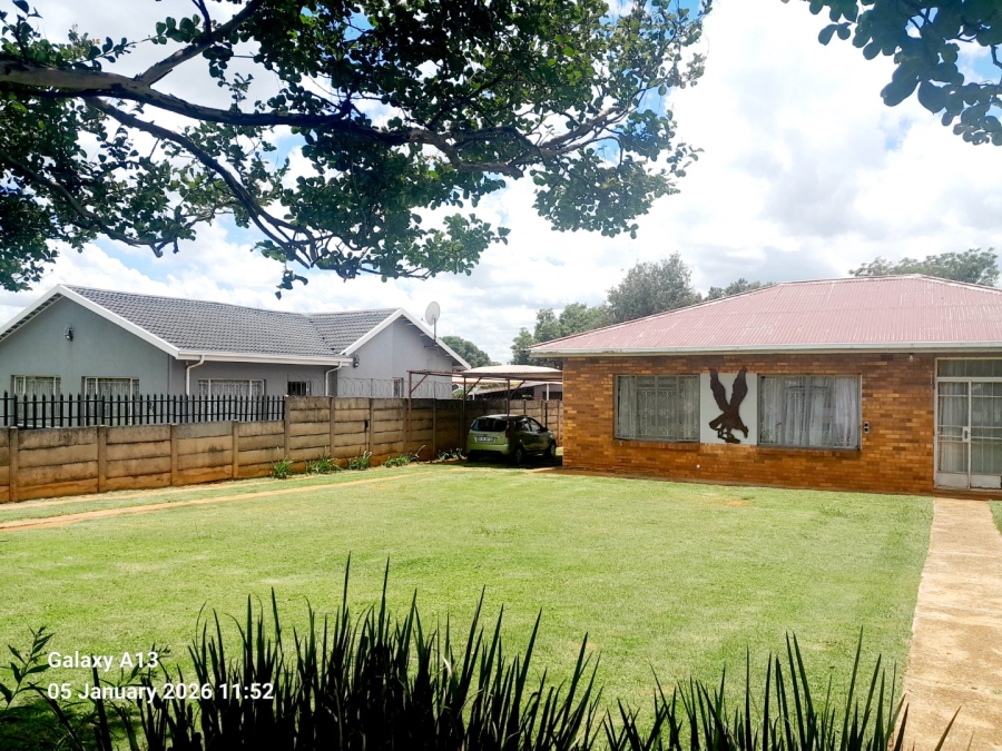  Bedroom Property for Sale in Casseldale Gauteng