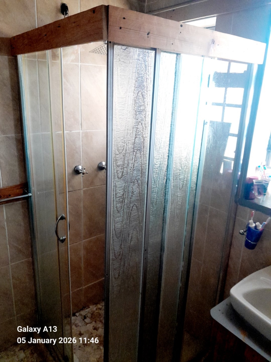  Bedroom Property for Sale in Casseldale Gauteng