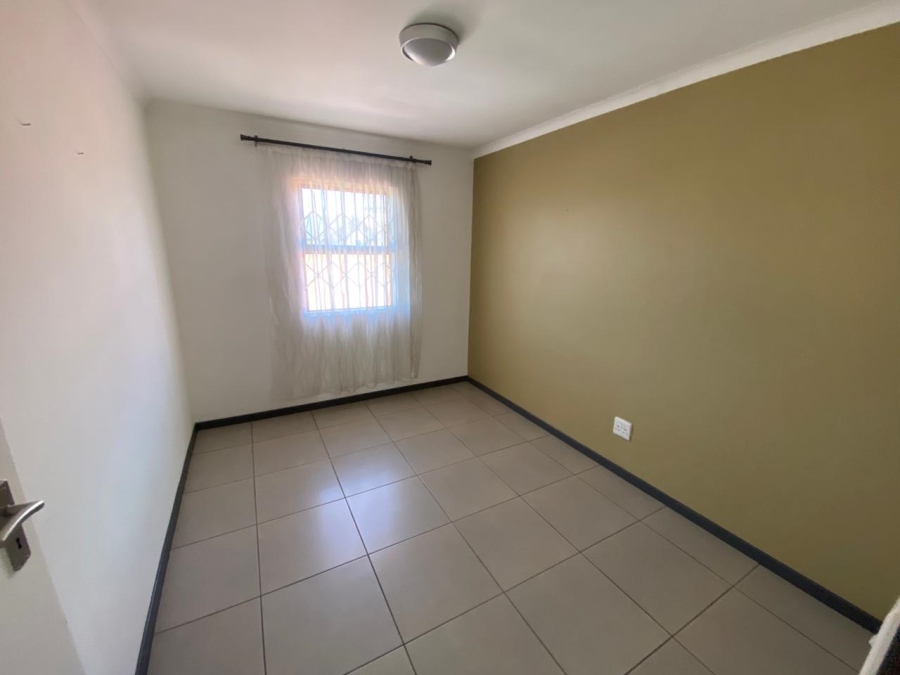 To Let 2 Bedroom Property for Rent in Parkdene Gauteng