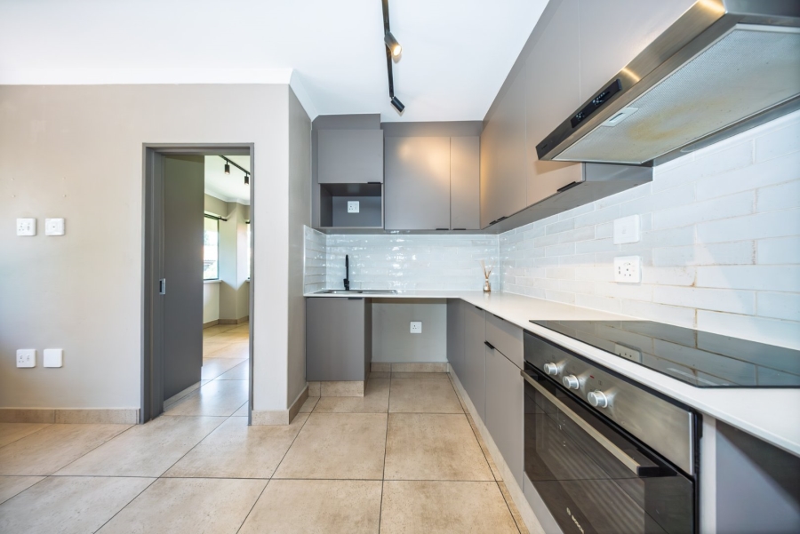 2 Bedroom Property for Sale in Essexwold Gauteng