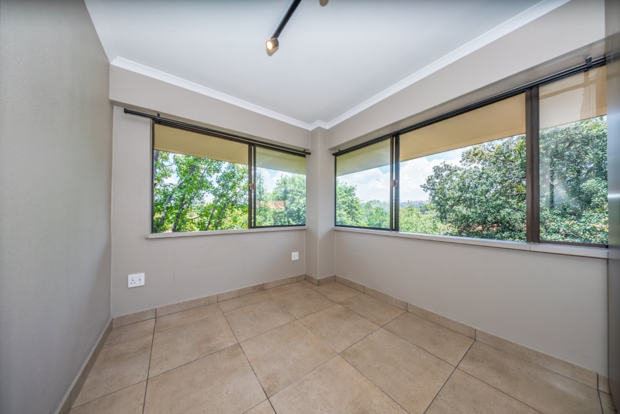 2 Bedroom Property for Sale in Essexwold Gauteng