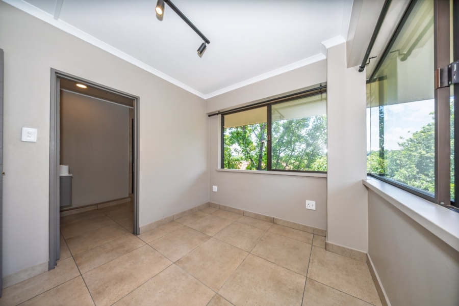 2 Bedroom Property for Sale in Essexwold Gauteng